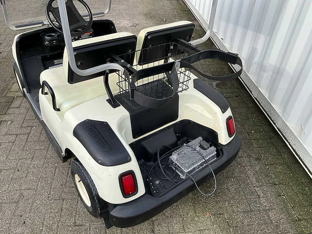 Yamaha golfkar - afbeelding 4 van  14