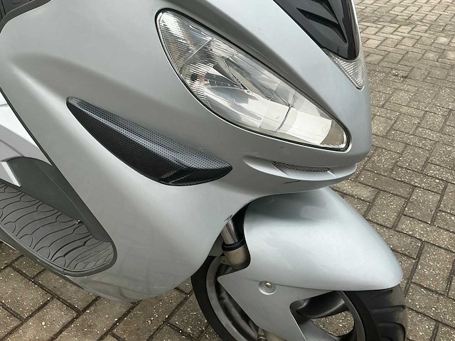 Yamaha malaguti s50 motorscooter - afbeelding 3 van  18