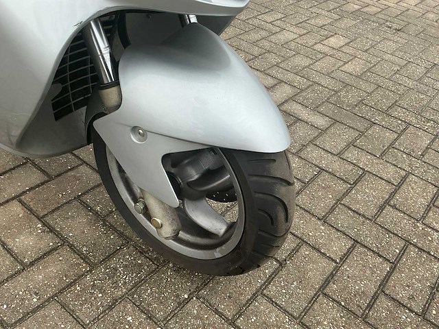 Yamaha malaguti s50 motorscooter - afbeelding 4 van  18