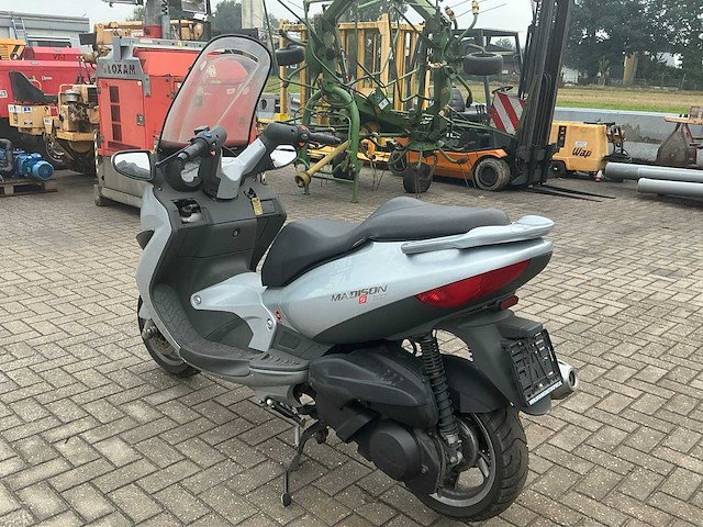 Yamaha malaguti s50 motorscooter - afbeelding 15 van  18