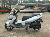 Yamaha malaguti s50 motorscooter - afbeelding 16 van  18