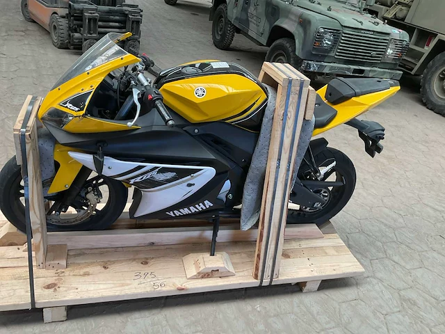 Yamaha motorfiets - afbeelding 7 van  8