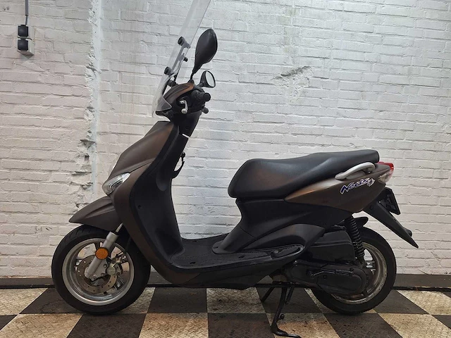 Yamaha neos 25 km snorscooter 4takt - afbeelding 1 van  7