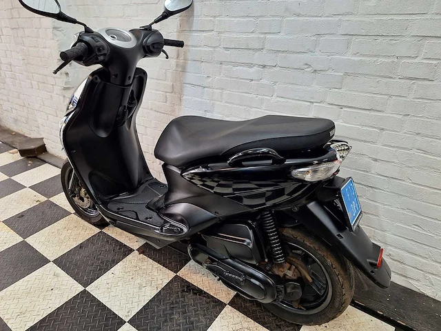 Yamaha neos 25km snorscooter 4-takt injectie - afbeelding 5 van  7