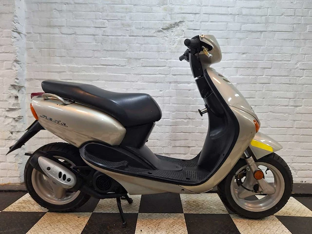 Yamaha neos 45 km bromscooter 2takt - afbeelding 6 van  7