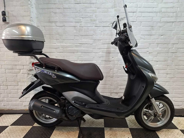 Yamaha neo's 45 km bromscooter 4takt - afbeelding 6 van  7