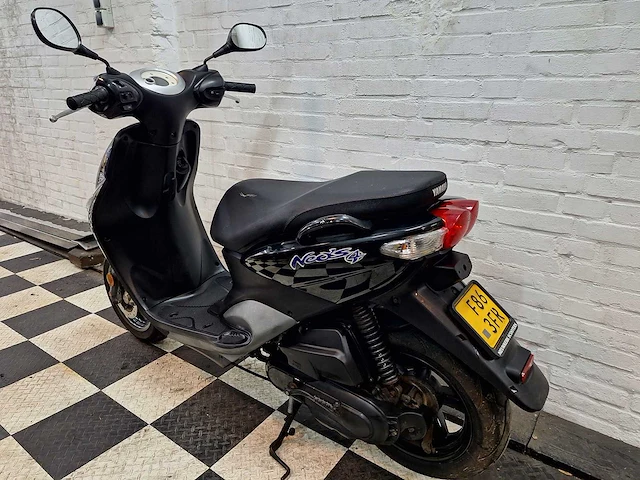 Yamaha neos 45 km bromscooter 4takt - afbeelding 3 van  7