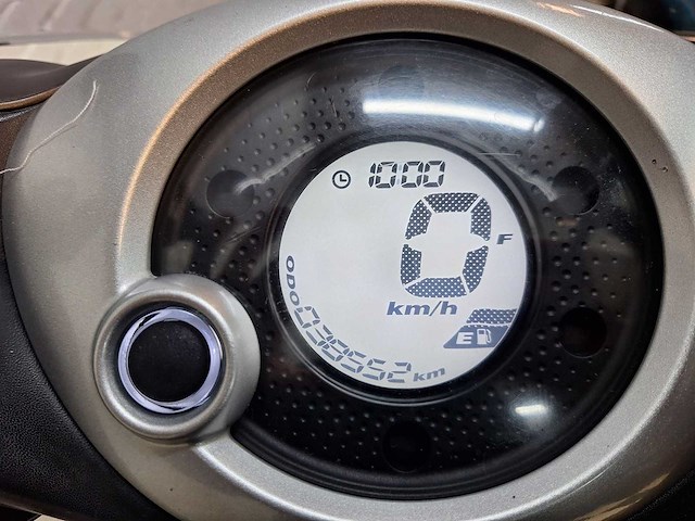 Yamaha neos 45 km bromscooter 4takt - afbeelding 4 van  7