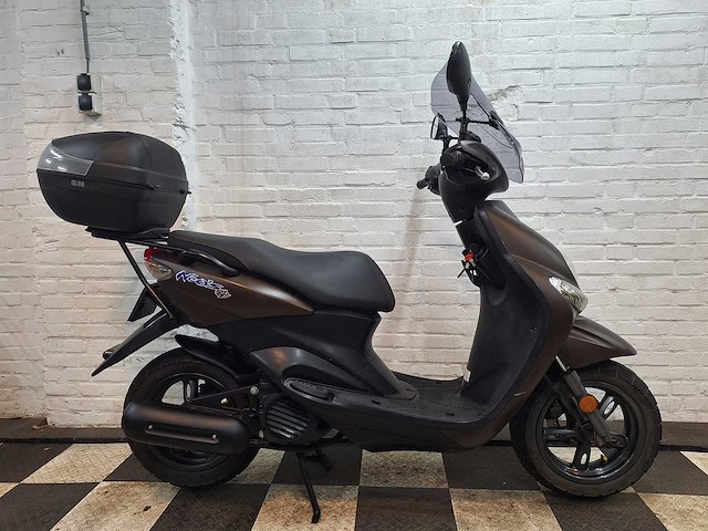 Yamaha neos 45 km bromscooter 4takt - afbeelding 6 van  7