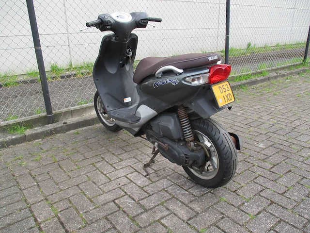 Yamaha neo's (scooter alleen bedoeld voor onderdelen!) - bromscooter - injectie - scooter - afbeelding 2 van  11