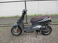 Yamaha neo's (scooter alleen bedoeld voor onderdelen!) - bromscooter - injectie - scooter - afbeelding 1 van  11