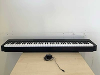Yamaha p-145b piano - afbeelding 1 van  5