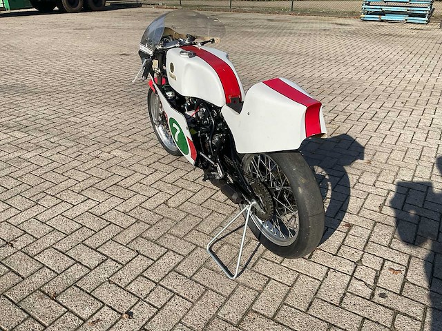 Yamaha race tz 250 motorfiets - afbeelding 2 van  25