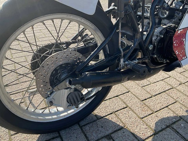 Yamaha race tz 250 motorfiets - afbeelding 11 van  25