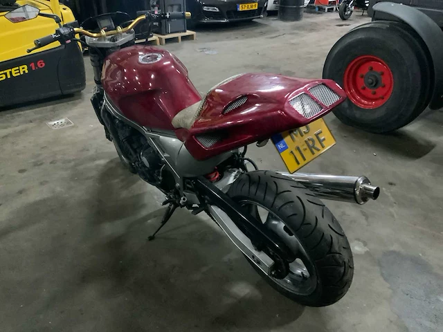 Yamaha sport motorfiets - afbeelding 10 van  14