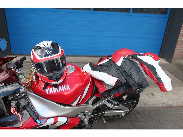 Yamaha sport yzf-r1 exup, mv-lt-84 - afbeelding 2 van  13