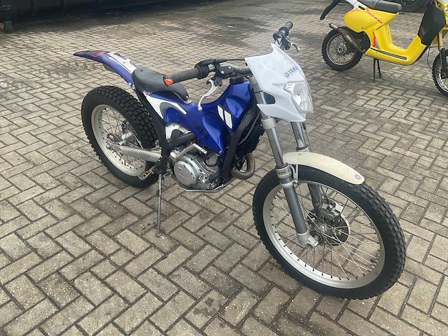 Yamaha trial 250cc motorfiets - afbeelding 7 van  14