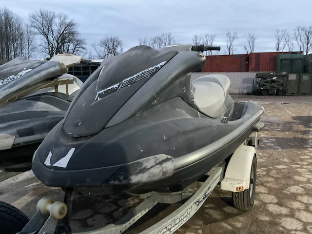 Yamaha waverunner waterscooter op aanhanger (2x) - afbeelding 13 van  22