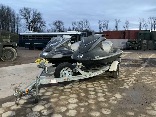 Yamaha waverunner waterscooter op aanhanger (2x) - afbeelding 1 van  22