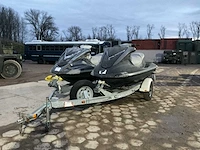 Yamaha waverunner waterscooter op aanhanger (2x) - afbeelding 1 van  22