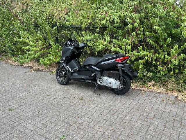 Yamaha xmax 400 motorfiets - afbeelding 5 van  7
