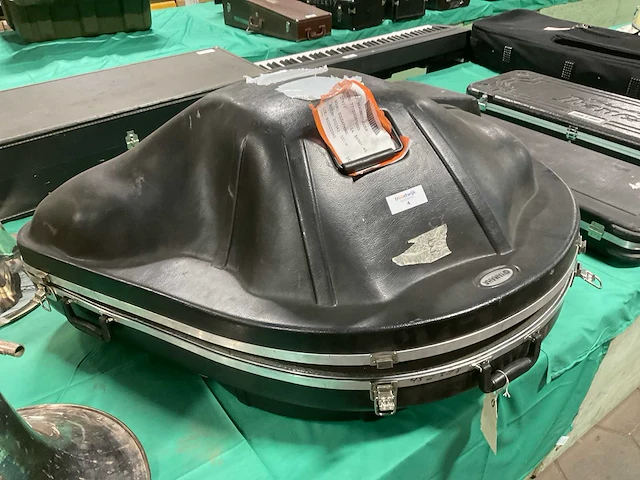 Yamaha ysh411 sousaphone - afbeelding 6 van  9