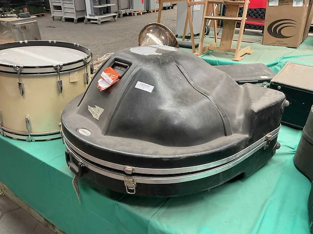 Yamaha ysh411 sousaphone - afbeelding 8 van  8