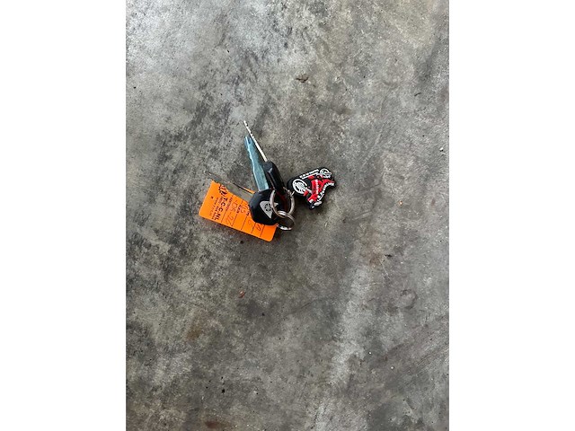 Yamaha yzf-r6 600cc 2004, ml-dr-26 - afbeelding 7 van  15