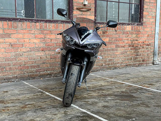 Yamaha yzf-r6 600cc 2004, ml-dr-26 - afbeelding 9 van  15