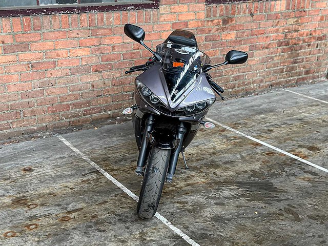 Yamaha yzf-r6 600cc 2004, ml-dr-26 - afbeelding 10 van  15