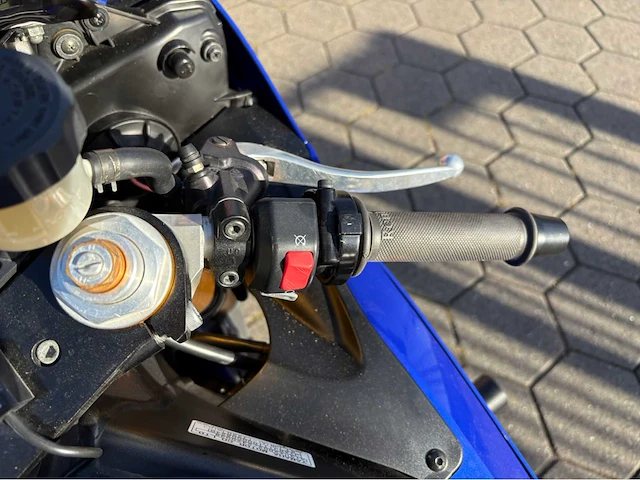 Yamaha yzf r6 motorfiets - afbeelding 10 van  29