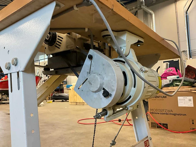 Yamata fy747a lokmachine - afbeelding 5 van  18