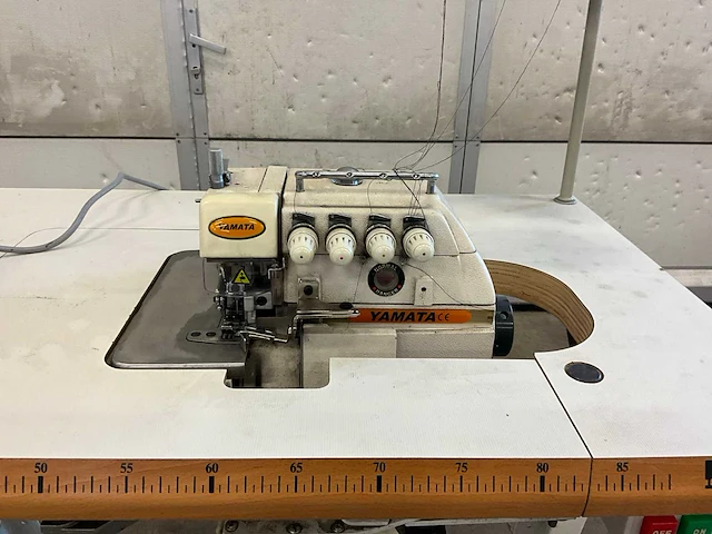 Yamata fy747a lokmachine - afbeelding 18 van  18