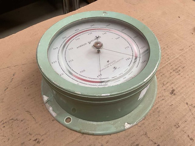 Yanagi aneroid vintage marine barometer - afbeelding 1 van  3