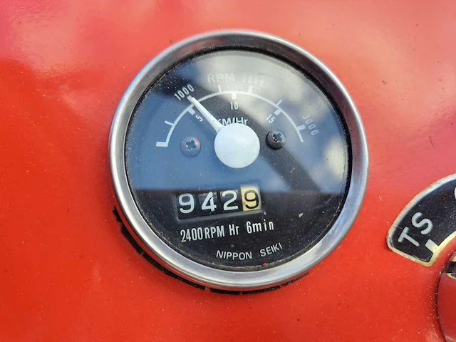 Yanmar - 2000d - vierwielaangedreven landbouwtractor - afbeelding 3 van  12