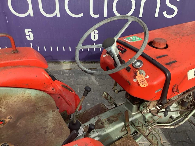 Yanmar - ym2000 - mini tractor - afbeelding 3 van  14