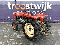 Yanmar - ym2000 - mini tractor - afbeelding 9 van  14