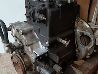 Yanmar 2tr16 met keerkoppeling. voor loop of sloop (onderdelen) volkswagen mercruiser - afbeelding 3 van  10
