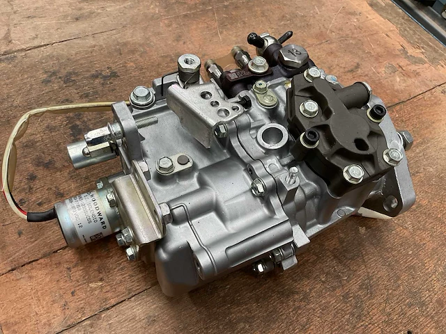 Yanmar fuel injection pump - afbeelding 1 van  5