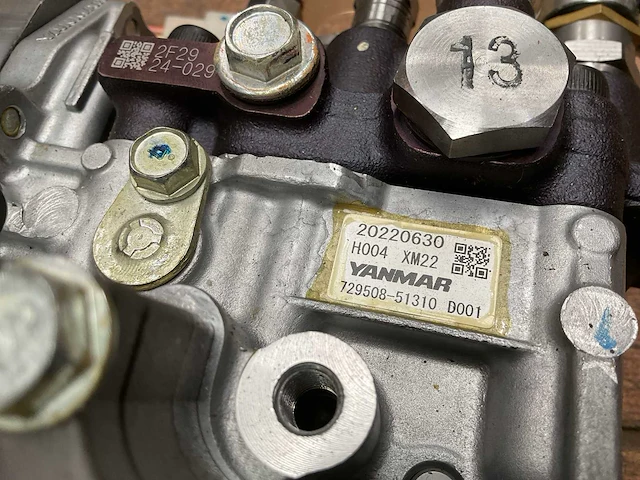 Yanmar fuel injection pump - afbeelding 5 van  5