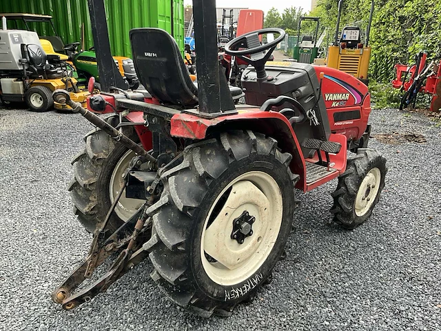 Yanmar ke-160 minitractor - afbeelding 14 van  18