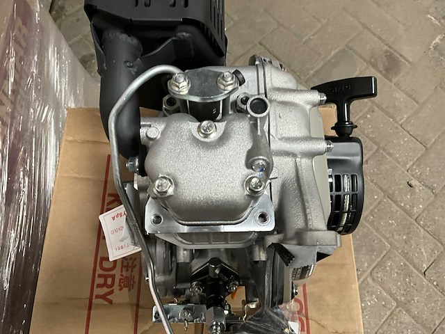 Yanmar l48n trilplaat dieselmotor - afbeelding 8 van  10