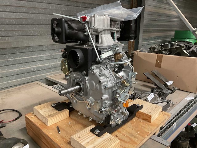 Yanmar l70n6cz0l2haml dieselmotor - afbeelding 1 van  4