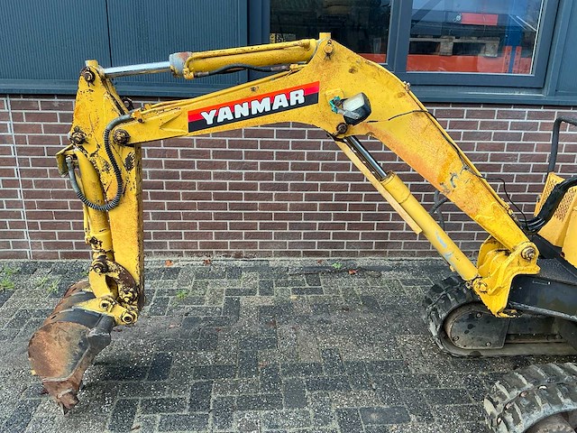 Yanmar yb10 minigraafmachine - afbeelding 18 van  19