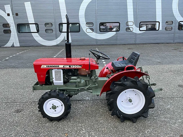 Yanmar ym1300d 4wd minitractor txv-67-n - afbeelding 12 van  19