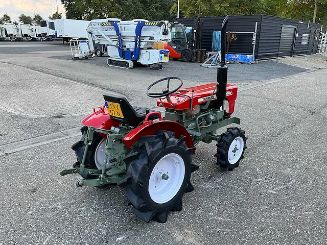 Yanmar ym1300d 4wd minitractor txv-67-n - afbeelding 15 van  19