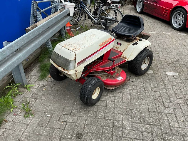 Yard-man zitmaaier - afbeelding 1 van  11