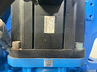 Yaskawa motoman - yr-es165n-b00 - robotic loader - 2005 - afbeelding 12 van  13