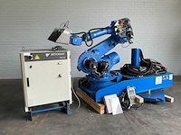 Yaskawa motoman - yr-es165n-b00 - robotic loader - 2007 - afbeelding 1 van  12