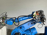 Yaskawa motoman - yr-es165n-b00 - robotic loader - 2007 - afbeelding 8 van  12